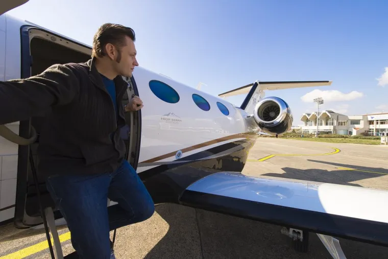 Transfert en jet privé de luxe, Hyères, Kasendra Conciergerie